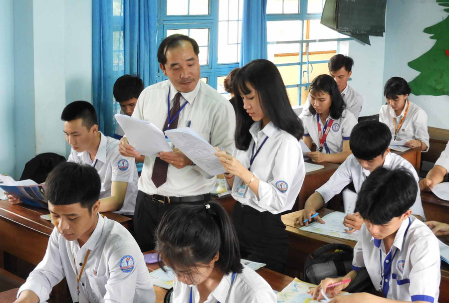  Các Chi bộ nhà Trường quan tâm đổi mới phương pháp giảng dạy. Ảnh: Thanh Nhật