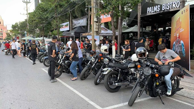 Nha Trang là đích đến cuối cùng của cả hành trình. Tại đây, Harley-Davidson trưng bày thêm các mẫu như CVO Road Glide, Low Rider. Triumph có Street Triple RS, Tiger 800 XRT, Scrambler 1200 XE, Bobber Black. Bên cạnh đó là GT 650 và Interceptor 650 của Royal Enfield.