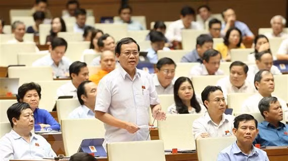 Đại biểu Quốc hội tranh luận. (Ảnh: Doãn Tấn/TTXVN)