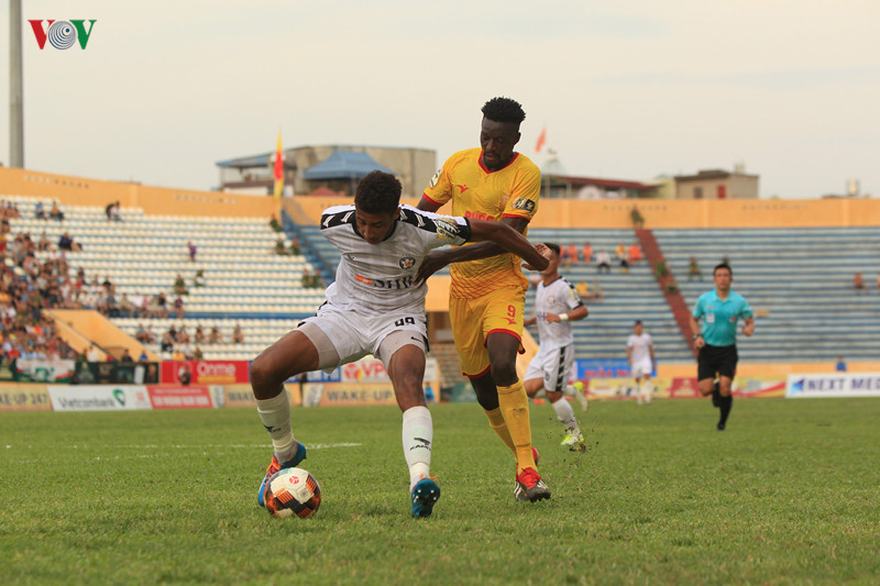  Nam Định đánh bại Đà Nẵng ở vòng 13 V-League 2019. (Ảnh: Minh Hoàng)