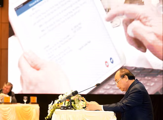 Thủ tướng Nguyễn Xuân Phúc cho rằng hệ thống e-Cabinet ra đời có một ý nghĩa hết sức quan trọng.