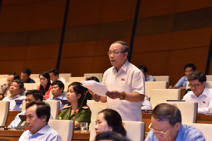 Đại biểu Quốc hội tỉnh Gia Lai Đinh Duy Vượt. Ảnh: Vũ Định