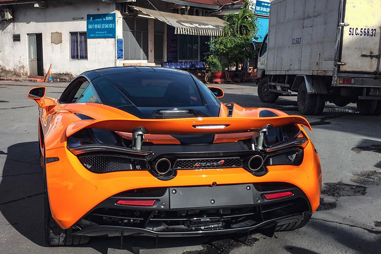  Cường Đô-la cấp tập ra biển cho McLaren 720S 24 tỷ mới tậu