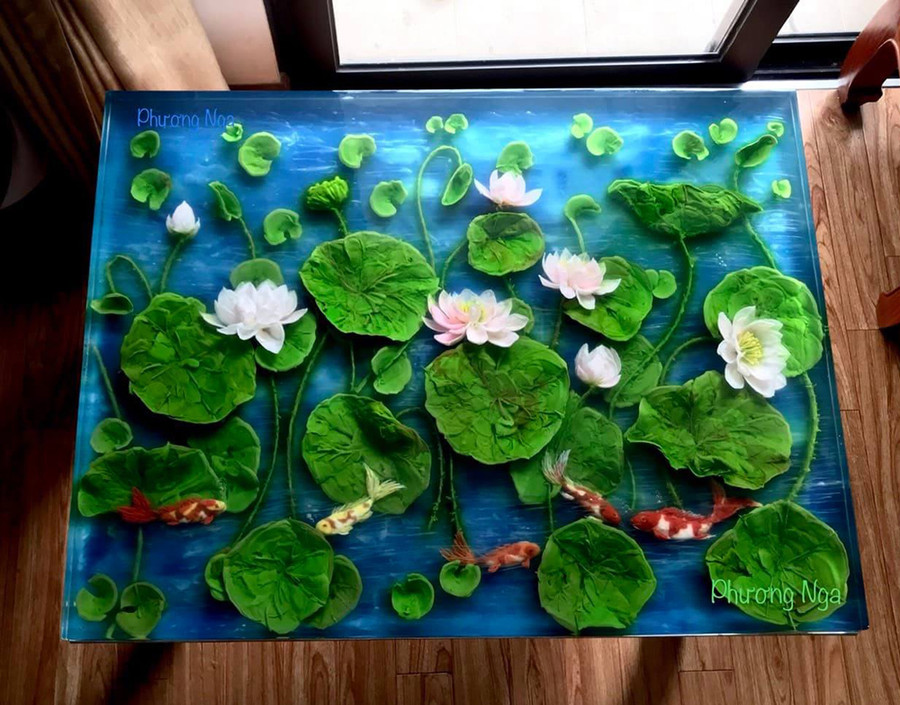 Bánh dâng Lễ Phật đản nên có 7 đóa sen với thông điệp: 'Bảy gót sen vàng nâng gót ngọc/Ba ngàn thế giới đón Như Lai'