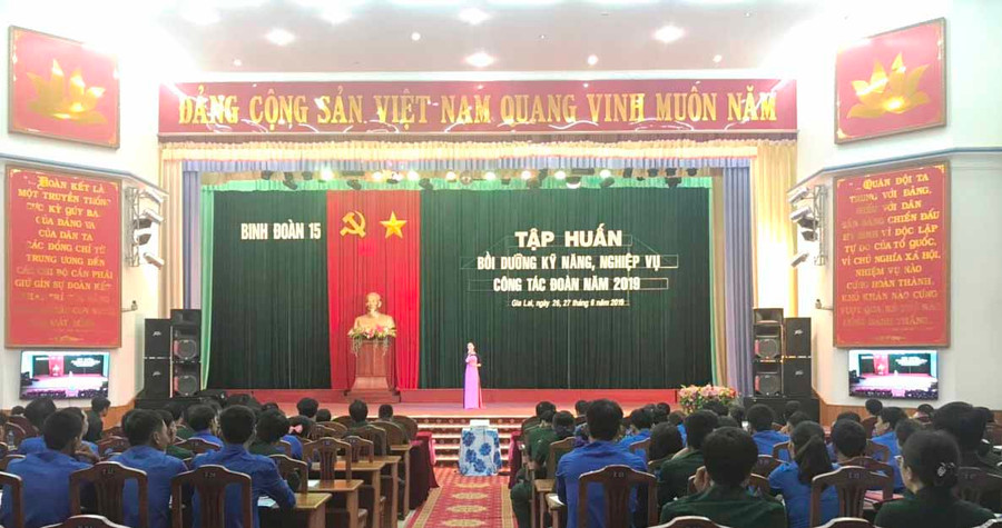 Lớp tập huấn có sự tham gia của 111 cán bộ đoàn chủ chốt đến từ các cơ quan, đơn vị của Binh đoàn 15. Ảnh: Hồng Thương