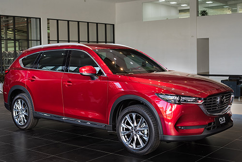 CX-8 ra mắt tại Việt Nam.