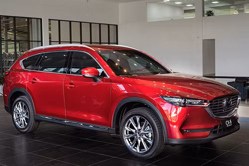 CX-8 ra mắt tại Việt Nam.
