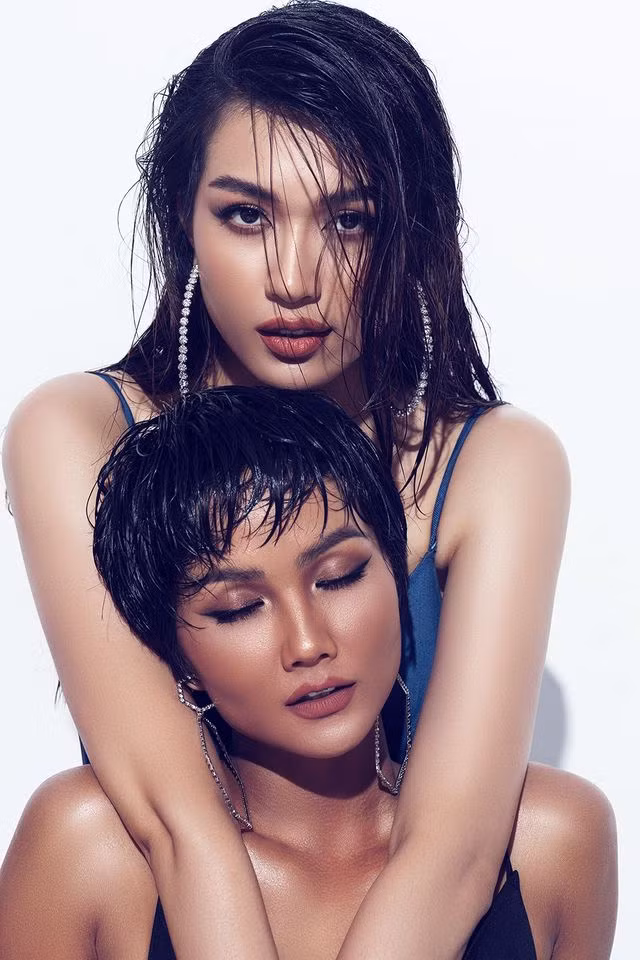  Hình ảnh không thể tình cảm hơn của cả hai đang được cư dân mạng quan tâm