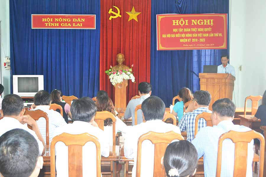  Hội nghị học tập, quán triệt Nghị quyết Đại hội đại biểu Hội Nông dân Việt Nam lần thứ VII, nhiệm kỳ 2018-2023. Ảnh: H.M
