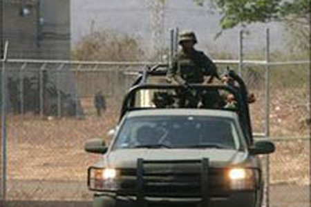 Nhà tù Mazatlan được canh phòng cẩn mật hơn sau vụ xung đột giữa các băng đảng trong tù khiến 28 người chết.