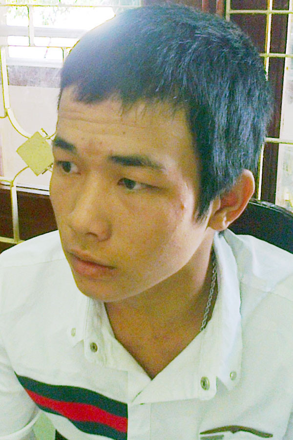 Nguyễn Trung Sỹ tại Cơ quan Điều tra. Ảnh: Văn Tố