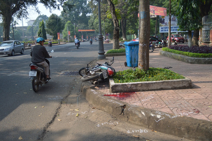 Hiện trường vụ tai nạn. Ảnh: Uyên Linh Hiện trường vụ tai nạn. Ảnh: Uyên Linh