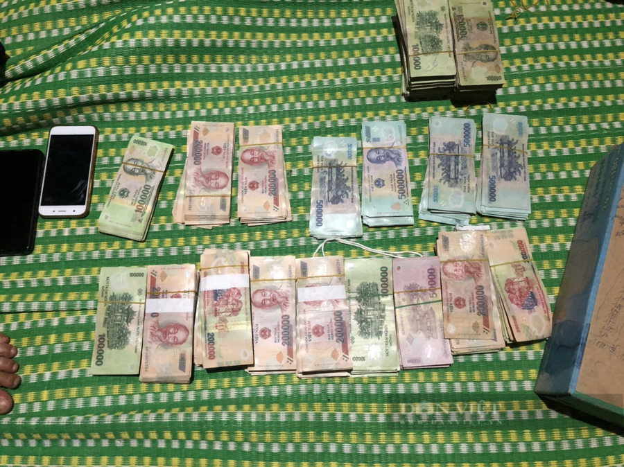 Tang vật vụ cưỡng đoạt tài sản. Ảnh: CACC