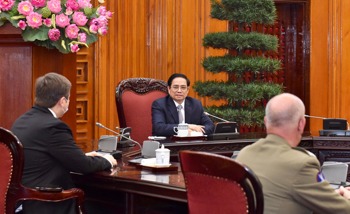 Thủ tướng Phạm Minh Chính cảm ơn và mong muốn Chính phủ Ba Lan tiếp tục hỗ trợ cộng đồng người Việt Nam tại Ba Lan ổn định cuộc sống, nhất là trong những lúc khó khăn do dịch bệnh. Ảnh: Nhật Bắc Thủ tướng Phạm Minh Chính cảm ơn và mong muốn Chính phủ Ba Lan tiếp tục hỗ trợ cộng đồng người Việt Nam tại Ba Lan ổn định cuộc sống, nhất là trong những lúc khó khăn do dịch bệnh. Ảnh: Nhật Bắc