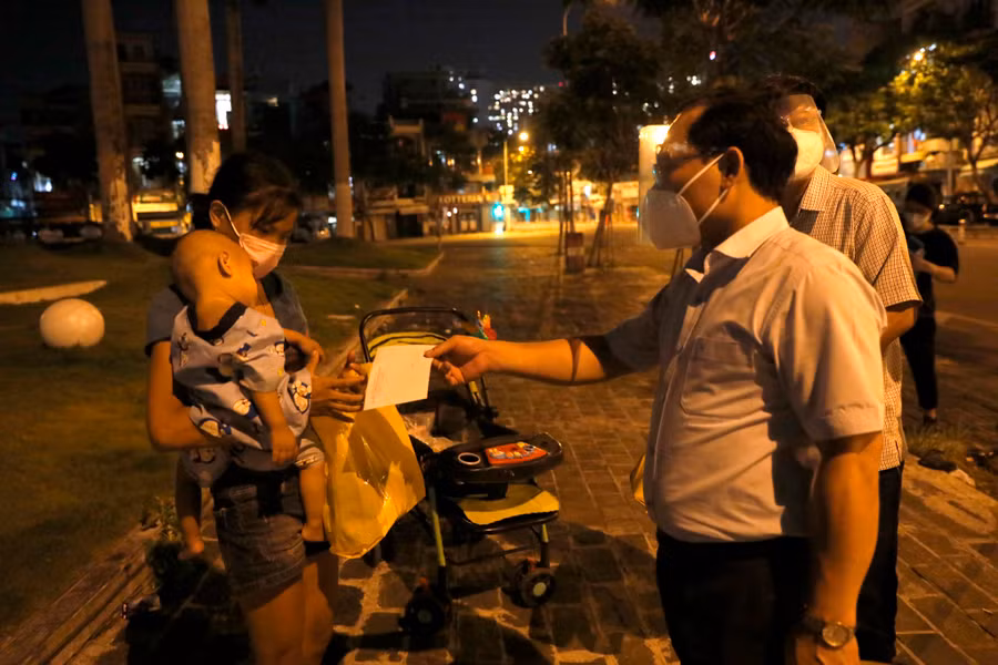 Ông Thắng đặc biệt lưu ý đối tượng phụ nữ và trẻ em lang thang cần được bảo vệ. Ảnh: Lam Ngọc