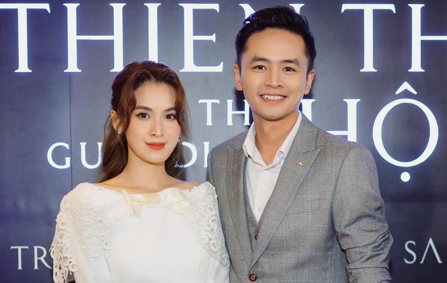 Văn Anh tiết lộ vợ chồng anh luôn có những quy định riêng về tài chính sau khi kết hôn. Ảnh: FBNV