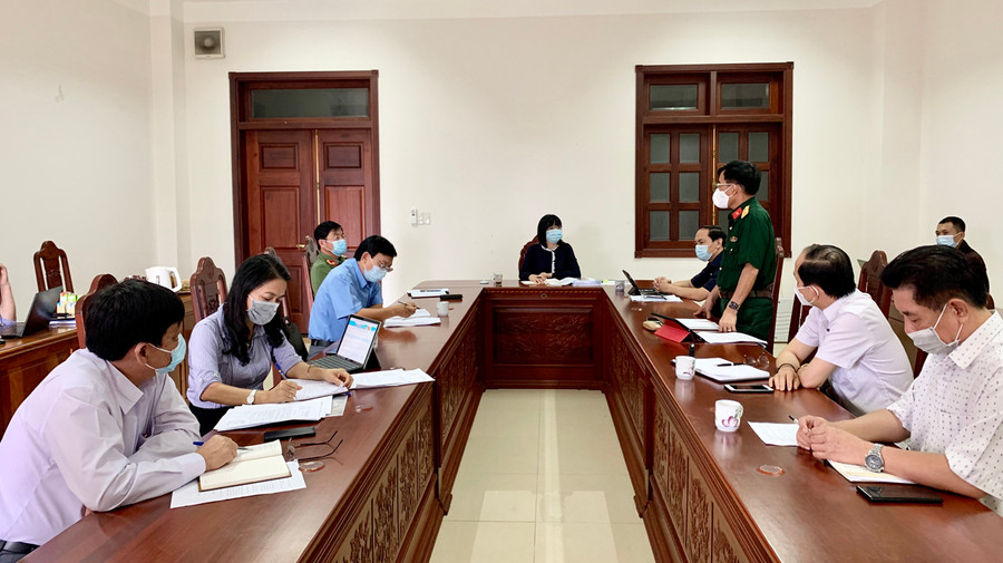 Quang cảnh cuộc họp chiều 6-8. Ảnh: Như Nguyện