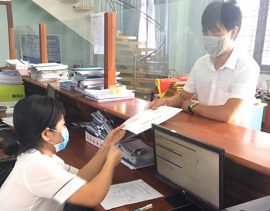  Kho bạc Nhà nước huyện Krông Pa đảm bảo hoạt động thông suốt nhờ sử dụng dịch vụ công trực tuyến. Ảnh: Sơn Ca