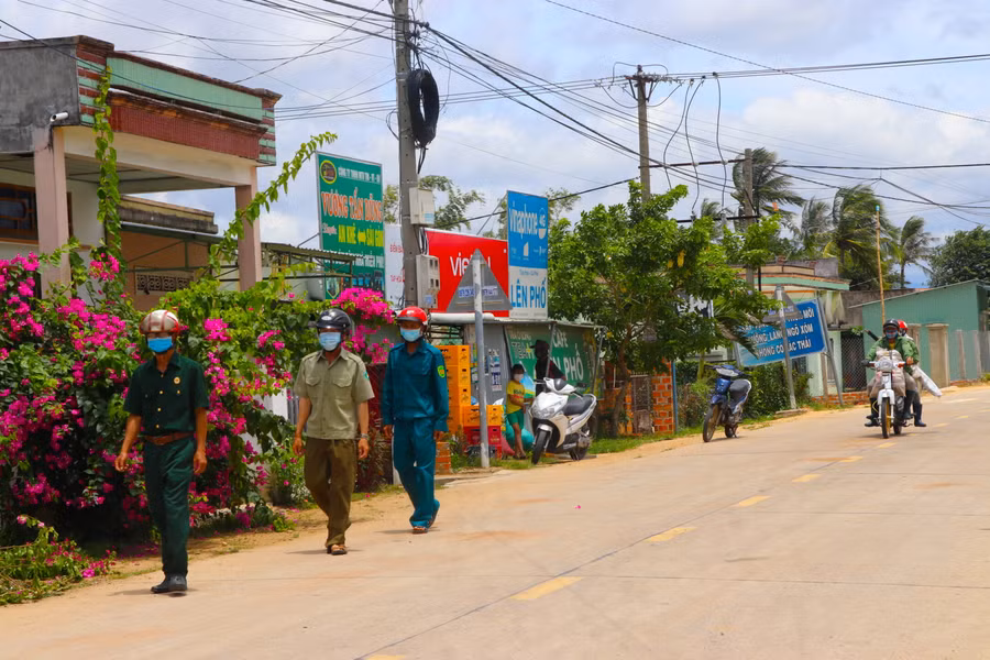 Bộ mặt nông thôn (xã Tân An, huyện Đak Pơ) khang trang, sạch đẹp. Ảnh: Ngọc Minh