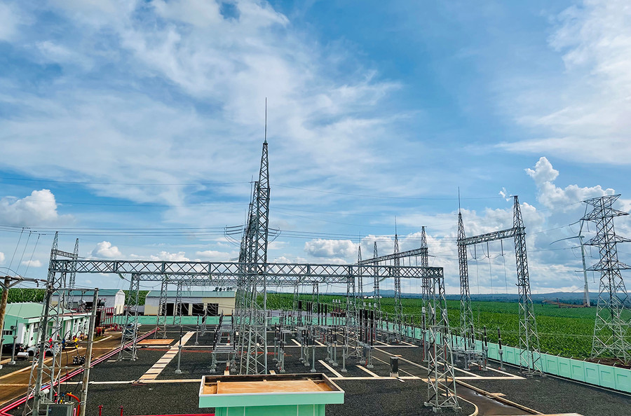 Trạm biến áp 220kV tại Dự án điện gió Ia Pết-Đak Đoa 1. Ảnh: Vũ Thảo Trạm biến áp 220kV tại Dự án điện gió Ia Pết-Đak Đoa 1. Ảnh: Vũ Thảo
