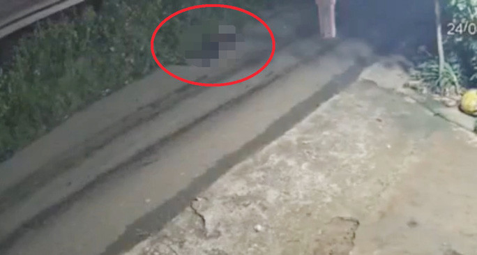 Hiện trường vụ việc khiến 1 người chết, 3 người bị thương. Ảnh từ camera người dân.