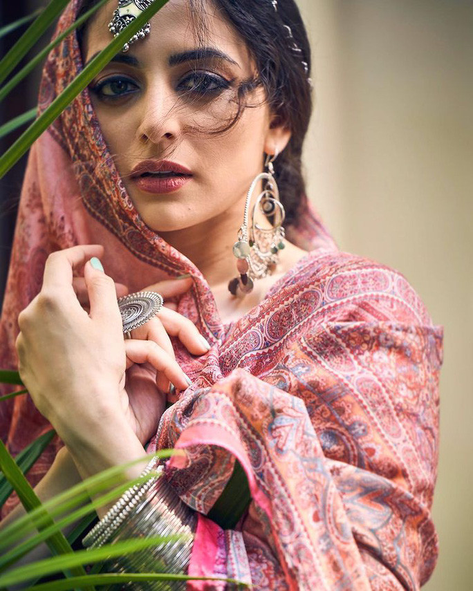 Zoya Afroz là người mẫu kiêm diễn viên nổi tiếng