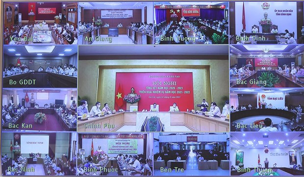 Hội nghị trực tuyến triển khai nhiệm vụ năm học 2021-2022 tại các điểm cầu. (Ảnh: Dương Giang/TTXVN)