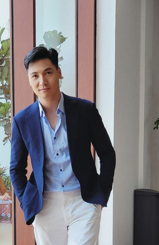 Trong khi đó, trước khi là diễn viên được yêu thích trên màn ảnh, Mạnh Trường từng đạt giải Siêu mẫu ăn ảnh tại cuộc thi “Siêu mẫu 2004“. Các phim nổi tiếng mà nam diễn viên sinh năm 1985 tham gia như: “Bí mật tam giác vàng, “Hoa nở trái mùa““, “Ngược chiều nước mắt“, “Tình yêu và tham vọng“, “Chạy trốn thanh xuân“... Ảnh: NV.