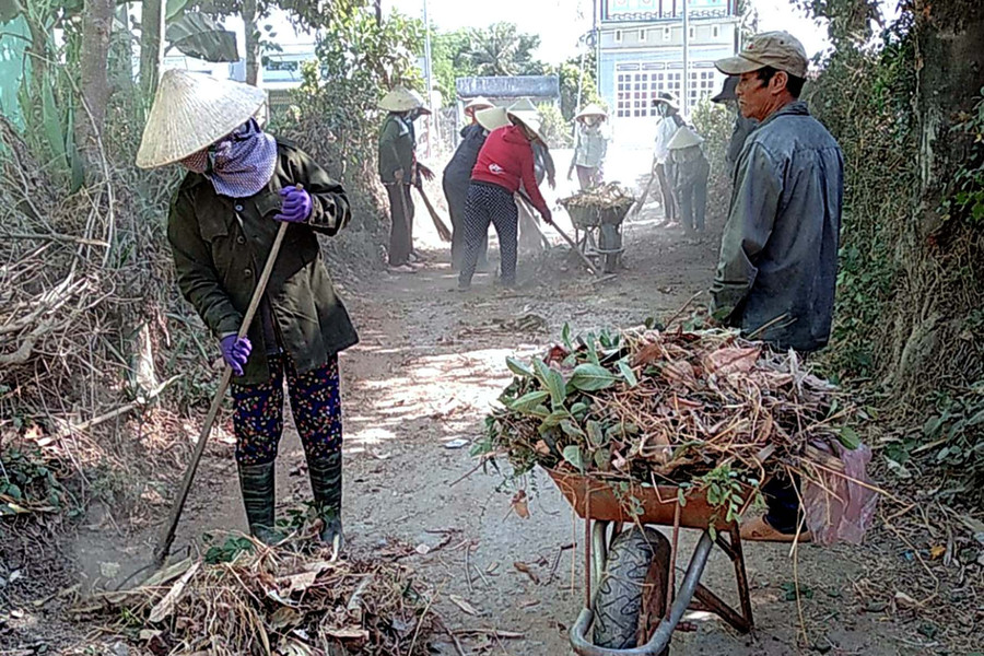3. Hoạt động “Ngày thứ sáu xanh-sạch-đẹp” được Hội LHPN xã Xuân An duy trì hiệu quả.