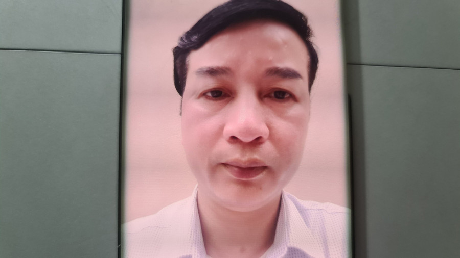 Ông Đào Ngọc Bảo, nguyên Phó trưởng Ban Dân vận Thành ủy Hạ Long, bị bắt giữ về hành vi "lừa đảo chiếm đoạt tài sản". Ảnh: N.H  Ông Đào Ngọc Bảo, nguyên Phó trưởng Ban Dân vận Thành ủy Hạ Long, bị bắt giữ về hành vi