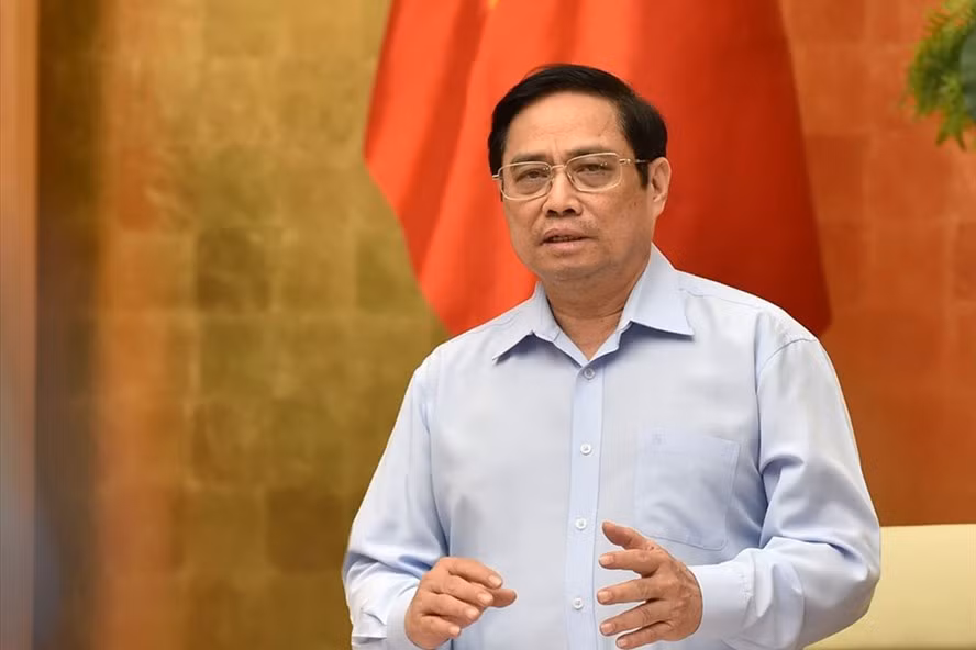 Thủ tướng Phạm Minh Chính chủ trì hội nghị trực tuyến sơ kết về công tác phòng, chống dịch COVID-19 tại các địa phương đang thực hiện giãn cách xã hội theo Chỉ thị số 16. Ảnh Nhật Bắc