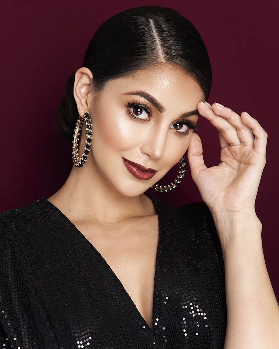 Chủ nhân vương miện Hoa hậu Thế giới Colombia 2021 mang vẻ đẹp ngọt ngào nhưng không kém phần sắc sảo, cuốn hút; thần thái ngút ngàn và nụ cười mê hoặc góp phần tạo nên nét quyến rũ riêng của nàng hậu. Ảnh: Instagram NV