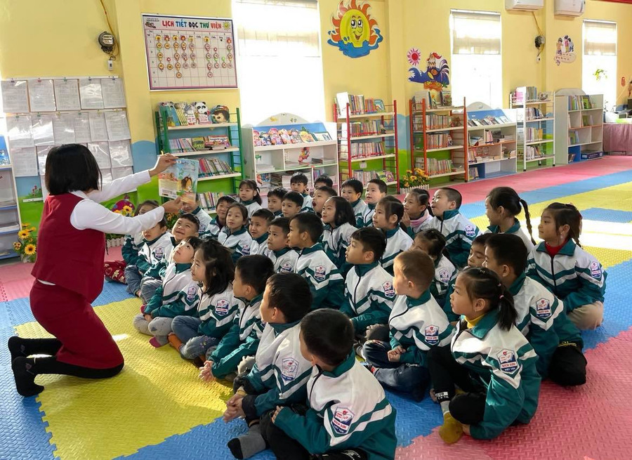 Học sinh lớp 1 rất đặc thù, cần được đến trường để tương tác trực tiếp với bạn bè, thầy cô. ẢNH TUỆ NGUYỄN Học sinh lớp 1 rất đặc thù, cần được đến trường để tương tác trực tiếp với bạn bè, thầy cô. ẢNH TUỆ NGUYỄN