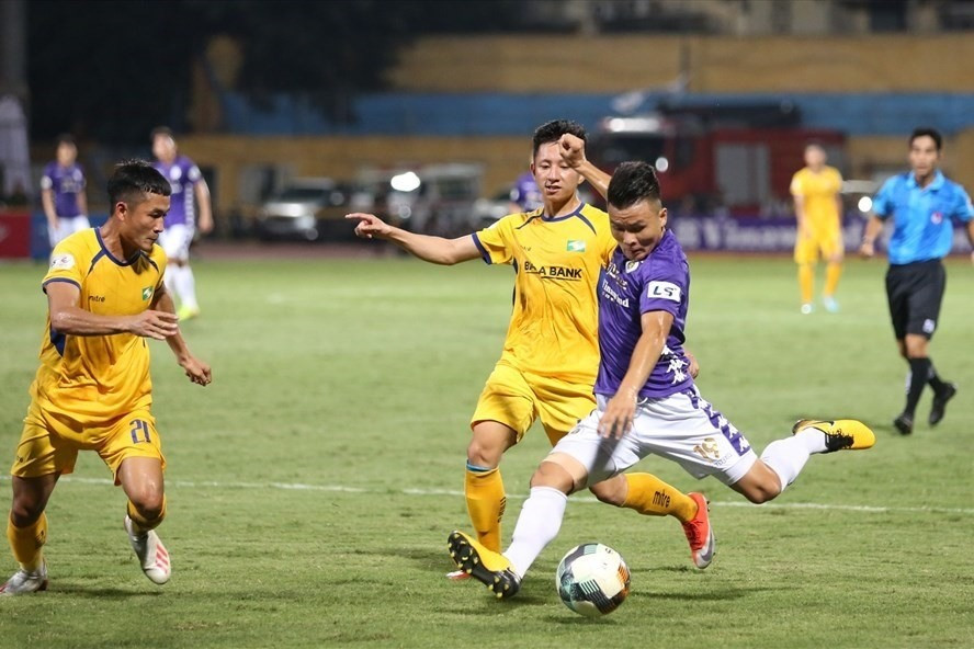 V.League 2021 không thể tiếp tục tổ chức vì dịch COVID-19. Ảnh: Đông Đông