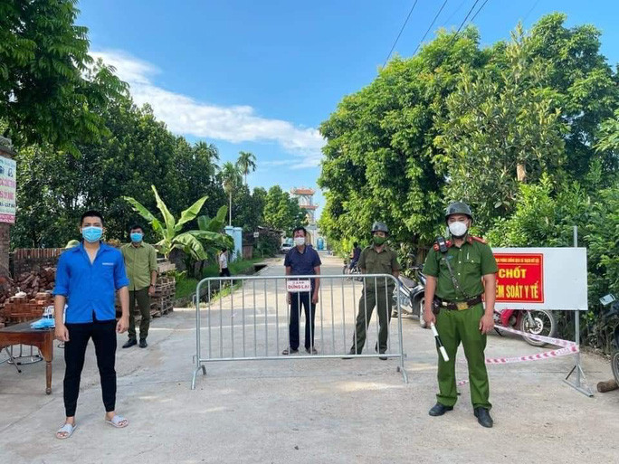 Chốt kiểm soát y tế trên địa bàn huyện Phúc Thọ
