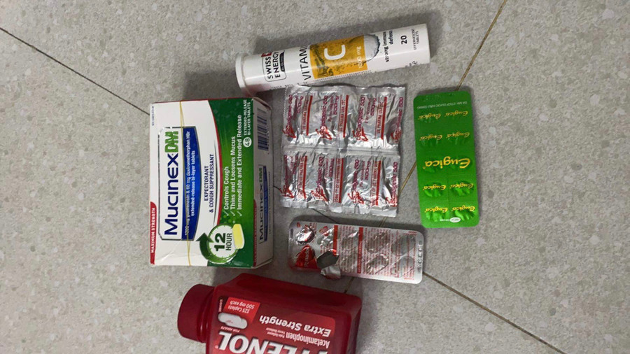 Những phần thuốc mà gia đình Thái sử dụng trong những ngày bị nhiễm Covid-19