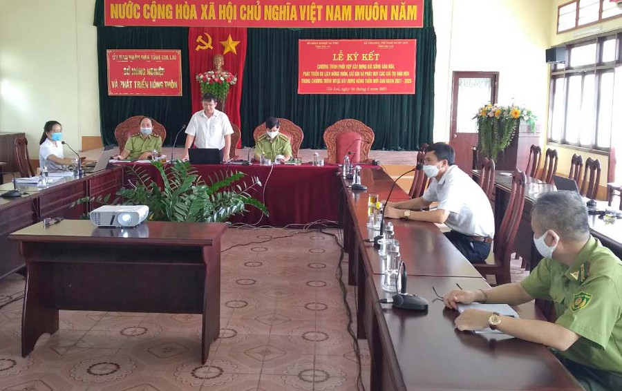 Phó Giám đốc Sở NN-PTNT ông Nguyễn Văn Hoan chủ trì hội nghị. Ảnh: Lê Anh