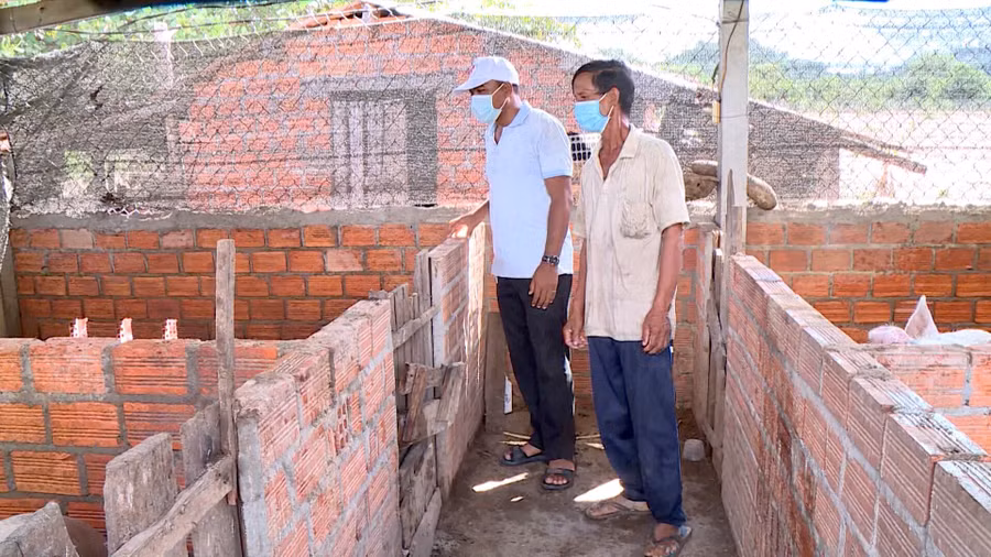 Mô hình chăn nuôi heo của CCC Nguyễn Văn Nguyên-Chi hội CCB thôn Thống Nhất (xã Chư Ngọc). Ảnh: Le