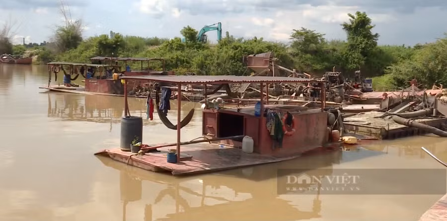 Hợp tác xã khai thác cát Đoàn Kết không xuất hóa đơn giá trị gia tăng và kê khai nộp thuế theo quy định về khối lượng trên 14.500 m3. Ảnh: Ngọc Giàu