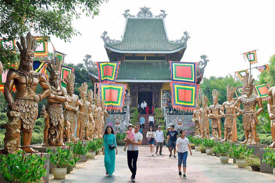  Công viên Văn hóa Đồng Xanh (TP. Pleiku). Ảnh: Đức Thụy