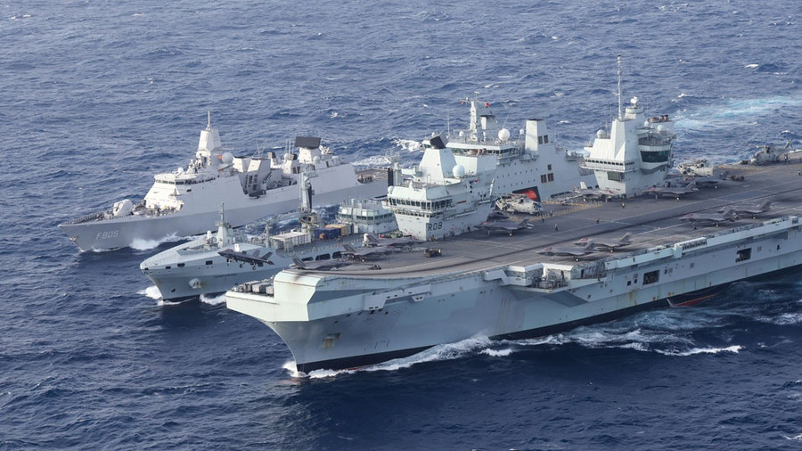 Tàu sân bay Anh HMS Queen Elizabeth mang theo chiến đấu cơ F-35 của thủy quân lục chiến Mỹ hoạt động cùng chiến hạm một số đồng minh ở Biển Đông. Ảnh: ROYAL NAVY