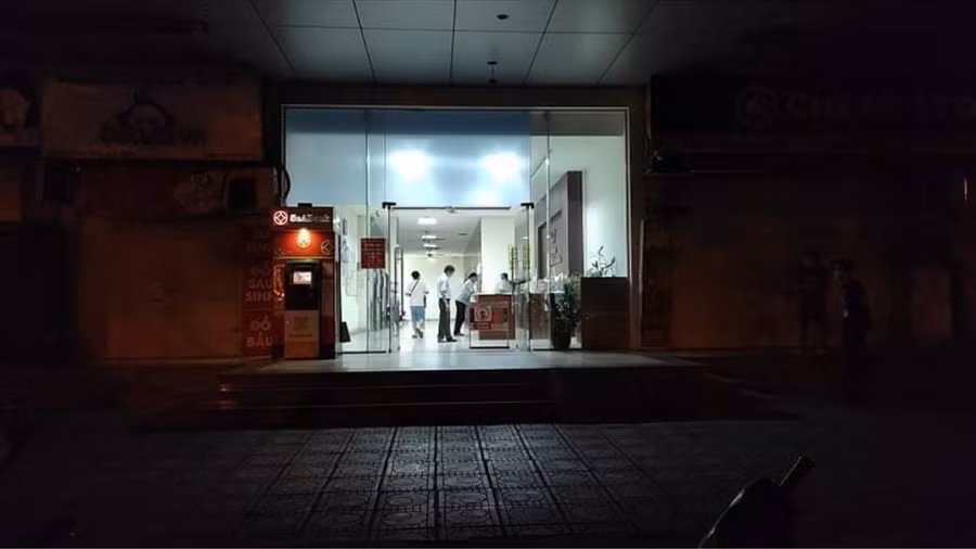 Vụ việc diễn ra tối 3.8. Ảnh: Sơn Nguyễn Vụ việc diễn ra tối 3.8. Ảnh: Sơn Nguyễn