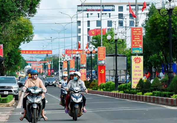 Diện mạo thị trấn Chư Sê ngày càng khang trang, sạch đẹp. Ảnh: Đức Thụy