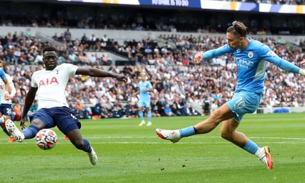 Grealish không có điểm nhấn trong các pha xử lý. Ảnh: Premier League.