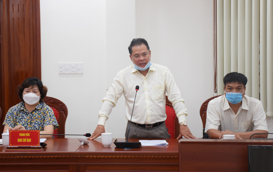 Phó Chủ tịch UBND tỉnh Hồ Phước Thành tham gia góp ý xây dựng các dự thảo. Ảnh: Minh Nguyễn Phó Chủ tịch UBND tỉnh Hồ Phước Thành tham gia góp ý xây dựng các dự thảo. Ảnh: Minh Nguyễn