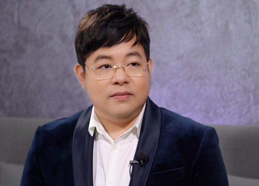 Quang Lê từng lập gia đình ở tuổi 22. Ảnh: BTC