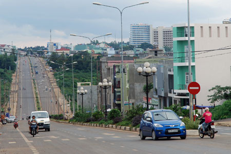 Đường phố Pleiku hôm nay. Ảnh: Nguyễn Giác