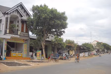 Một góc “phố”của xã Ia Drăng. Ảnh: Ngọc Vũ
