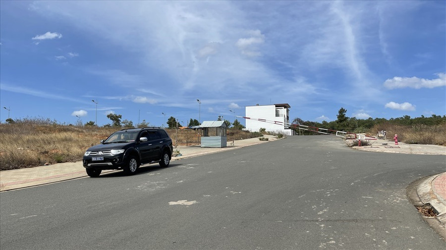 Bên trong dự án Khu thương mại dịch vụ và dân cư Tân Việt Phát 2. Ảnh: DT