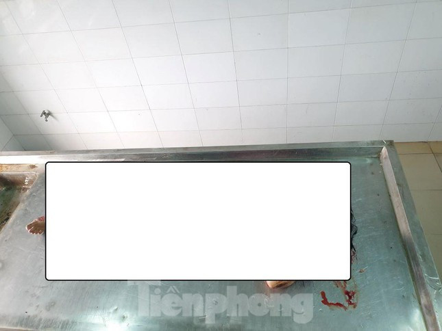 Nạn nhân bị chém tử vong tại khu trọ Nạn nhân bị chém tử vong tại khu trọ